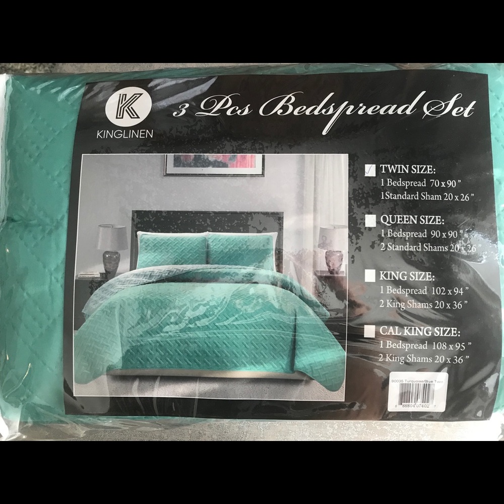 Twin comforter